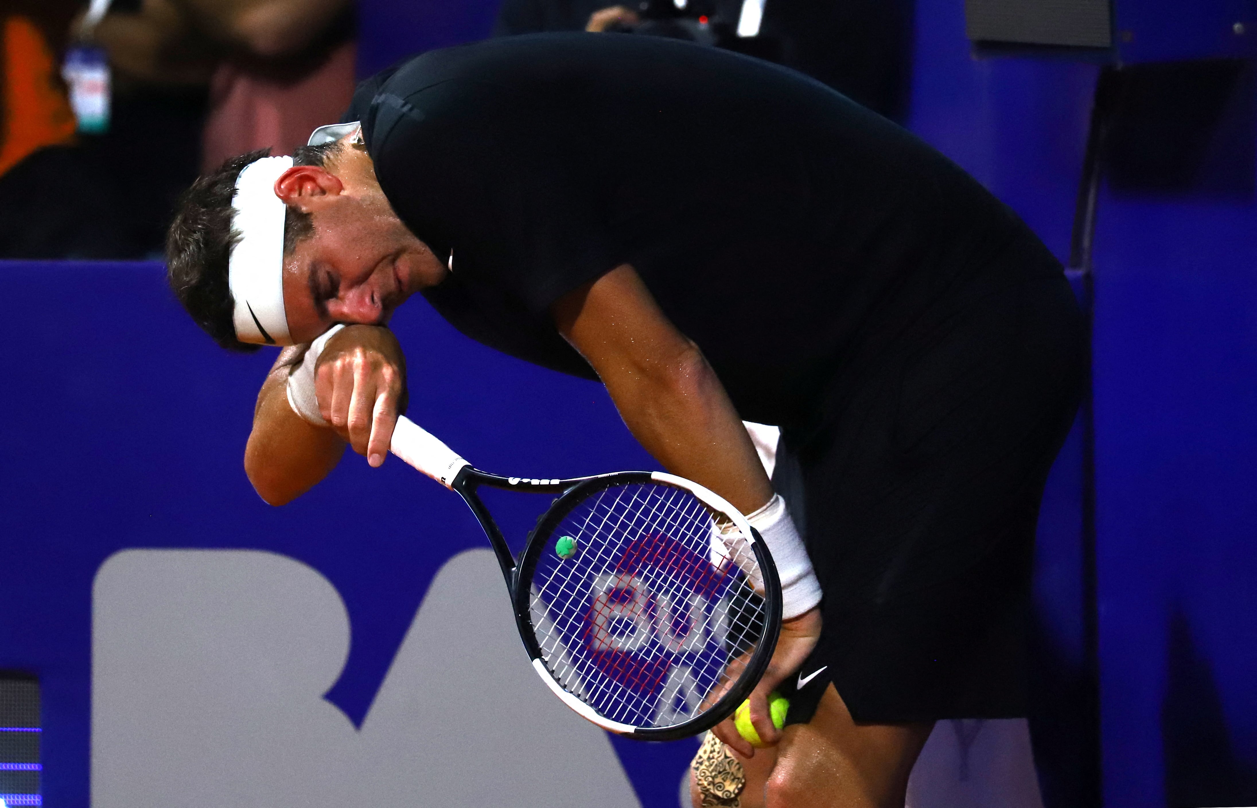 Las lágrimas de Juan Martín del Potro en su último partido oficial, ante Federico Delbonis en Buenos Aires (Crédito: REUTERS/Matias Baglietto)