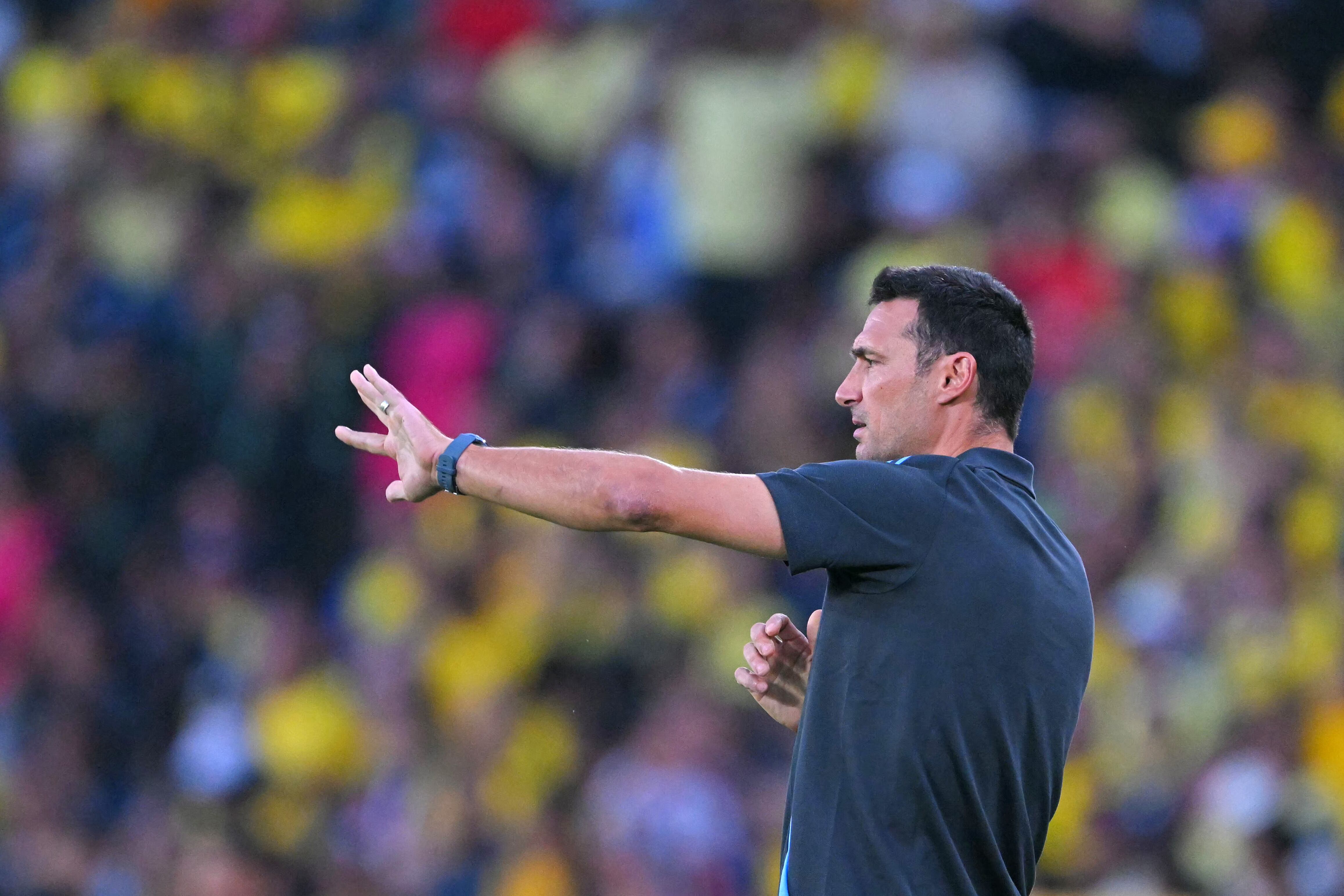 El DT, de 47 años, cosechó cuatro títulos con la Mayor: el Mundial, dos Copas América y la Finalissima (Photo by Rodrigo BUENDIA / AFP)