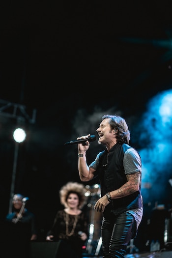 Diego Torres cantará por primera