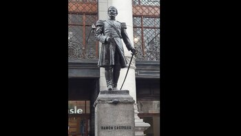 Escultura de Ramón Castilla en