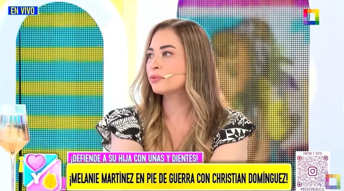 Melanie Martínez muestra su desacuerdo tras conocer la improcedencia de la denuncia contra Christian Domínguez y Norka Ascue en un programa de televisión en vivo.