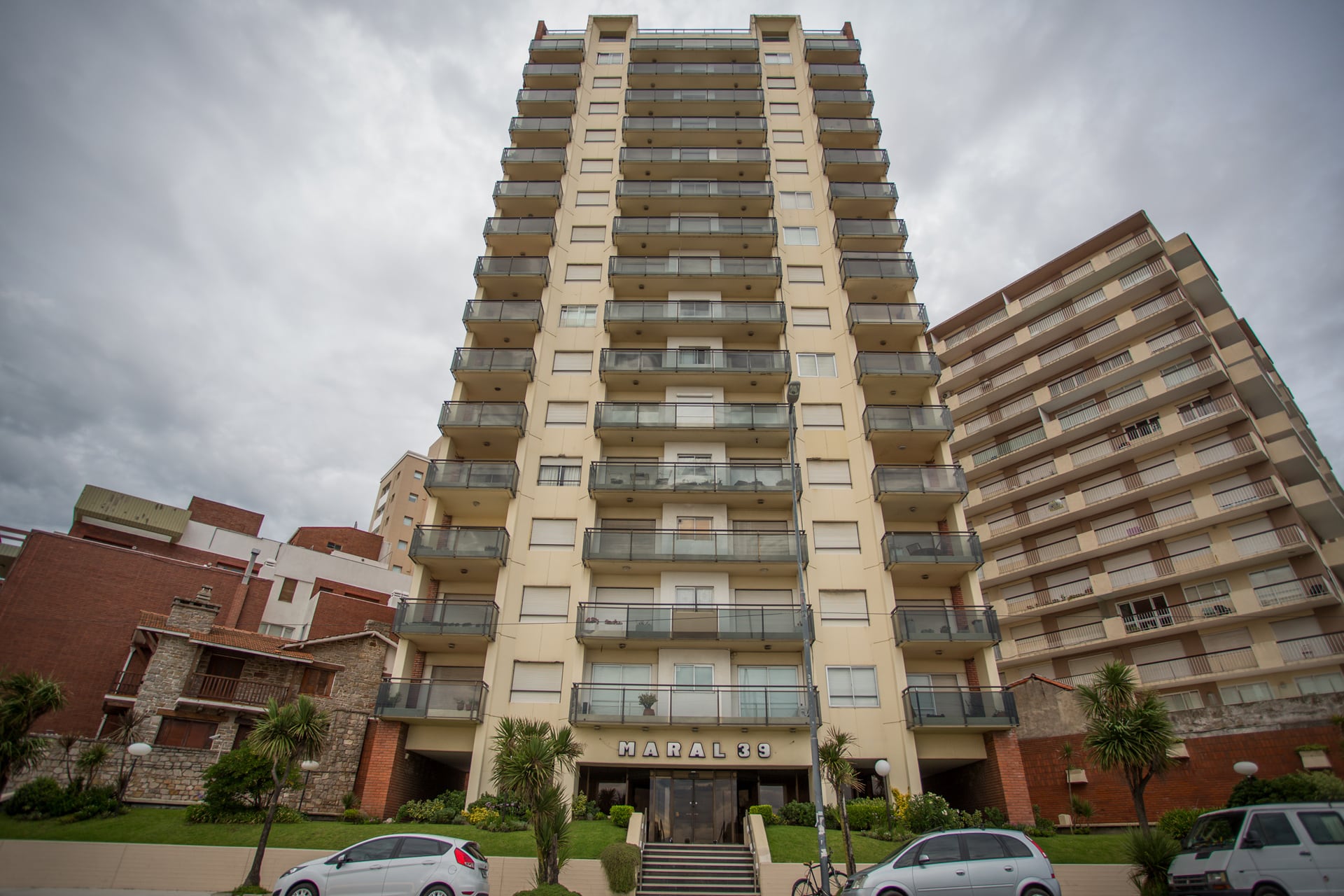 Alberto Olmedo cayó del piso 11 del edificio Maral 39