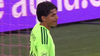 El insólito blooper que protagonizó el arquero argentino del Inter Miami que terminó en el gol de Chicago Fire