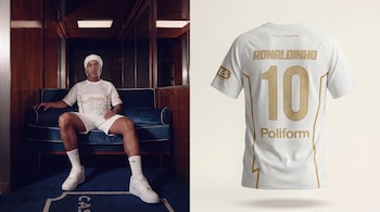 Ronaldinho es nuevo jugador del Ravenna de Italia. Su camiseta se agotó en horas