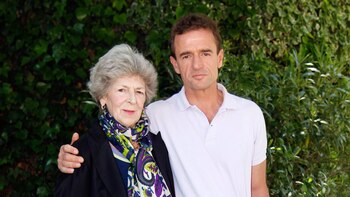 Alessandro Lequio y su madre,