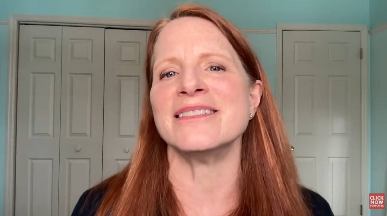 La endometriosis se presenta como un trastorno inflamatorio, inmunológico y hormonal influido por el metabolismo de los estrógenos y la exposición a toxinas ambientales (YouTube: Mark Hyman, MD)