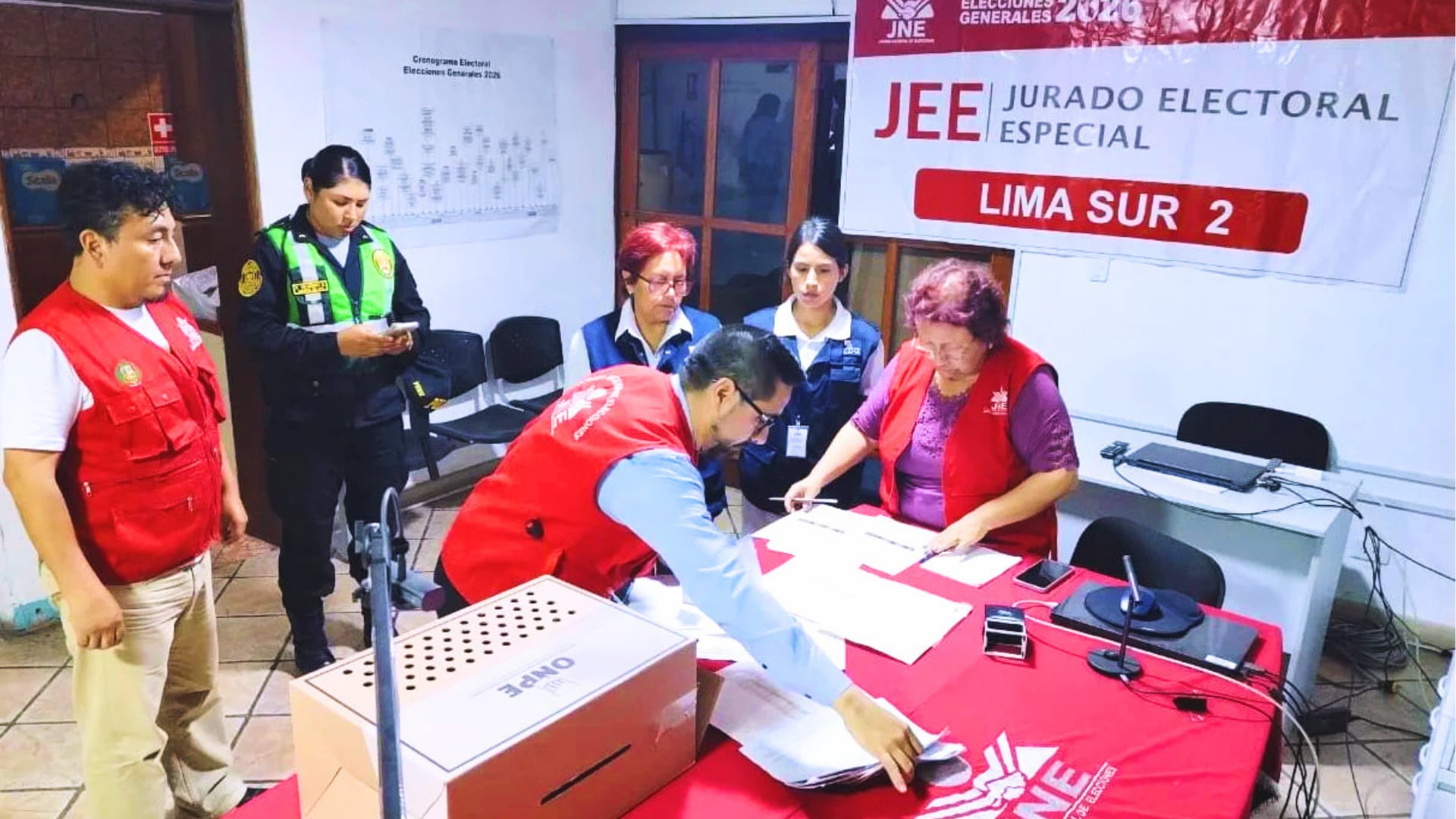 Segunda vuelta 2026: así se revisan las actas observadas que podrían definir la elección. (Foto: JNE)