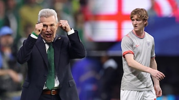 Una de las escenas más comentadas del partido de octavos del Mundial 2026 llegó cuando el Vasco lanzó un insulto al extremo inglés, quien respondió con una carcajada. (REUTERS: Paul Childs/Brett Davis)