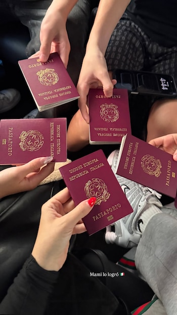 Luego del robo, Wanda Nara mostró los nuevos pasaportes de sus cuatro hijos
