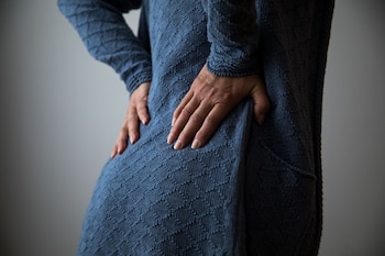 La espondiloartritis axial se desarrolla