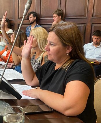 "Bebimos la botella entre cuatro