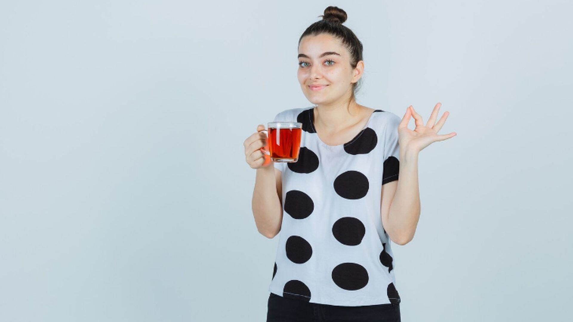 Esta fruta tiene un sabor dulce y su contenido en nutrientes esenciales la hace ideal para esta temporada  (Freepik)