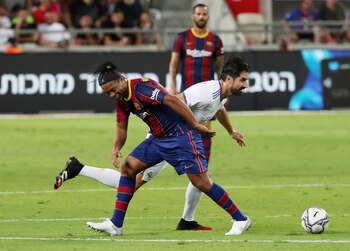 Ronaldinho y de la Red,