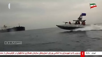 Televisão estatal iraniana mostra petroleiros apreendidos perto do Estreito de Ormuz