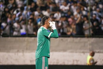 Keylor Navas regresó a la titularidad con Costa Rica, aportando seguridad y liderazgo en el marco tico tras su llamado de emergencia. (Cortesía: Eduardo Chang).