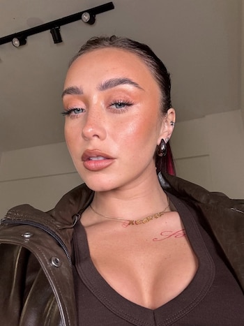 Las sensuales fotos de Tuli Acosta que impactaron a sus fans