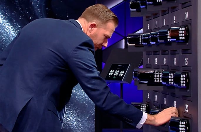 El estadounidense logró memorizar 20 combinaciones de seis dígitos en solo dos minutos antes de enfrentarse al desafío (Créditos: Guinness World Records)