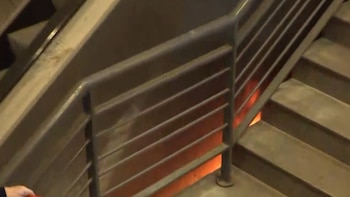 Un incendio en una escalera mecánica obligó a evacuar y cerrar la Estación Constitución