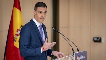 Sánchez asume la "gravedad" de la investigación al PSOE pero defiende que ya apartaron a Leire Díez