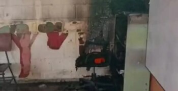 Previo a las elecciones convocadas para el próximo domingo, comienzan de nuevo los disturbios, el más reciente anunció fue la quema de un centro educativo, destinado para servir como centro de votación. (Foto: Redes sociales)