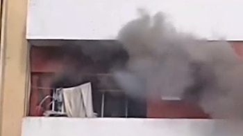 Fatal incendio en Mar del Plata: un departamento se prendió fuego, una mujer quedó atrapada y murió