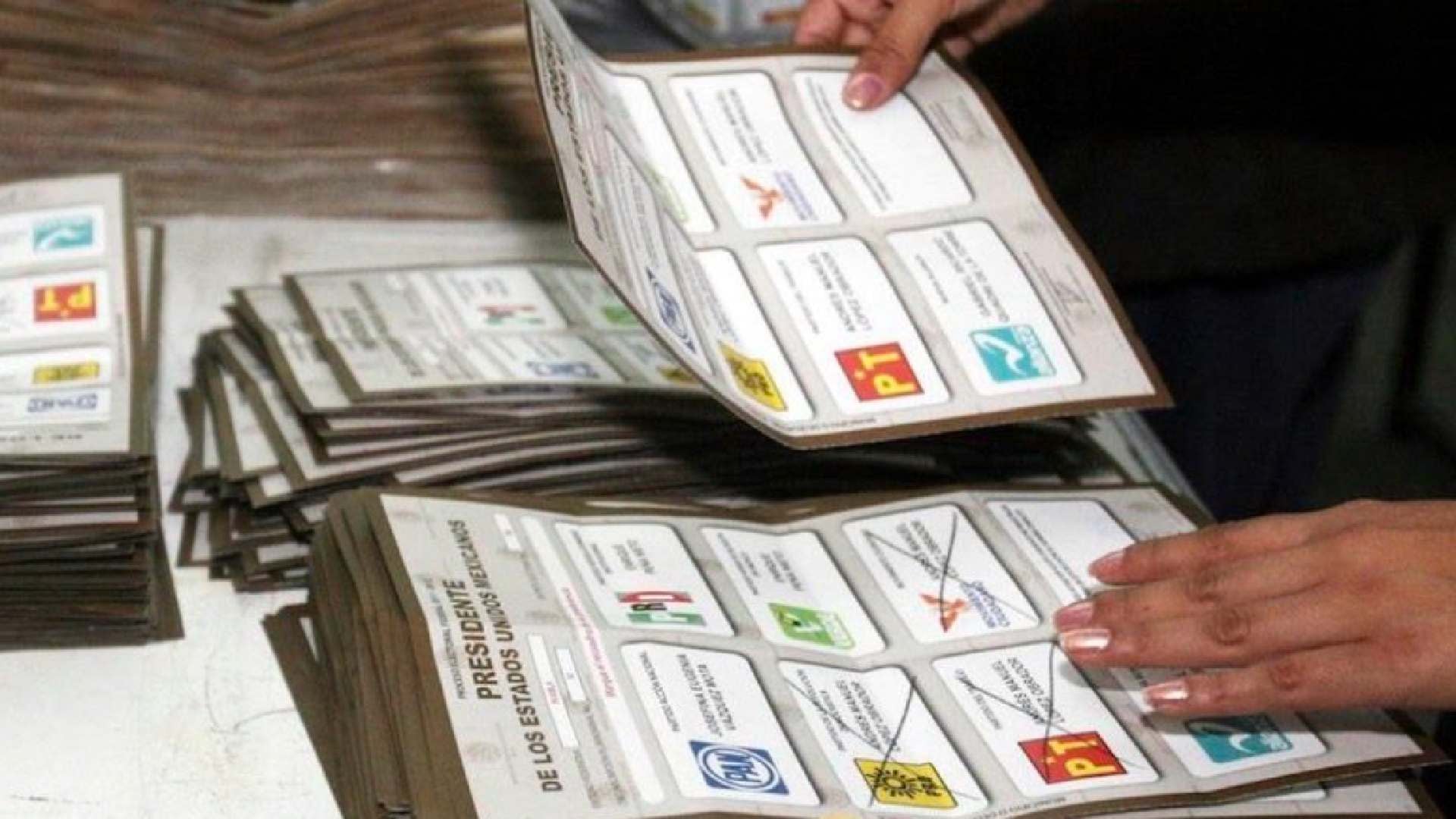 El TEPJF dará marcha atrás a los lineamientos que validó el INE sobre las boletas planchadas.Crédito: X / @saquribe