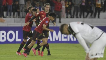 Melgar igualó agónicamente ante Vasco