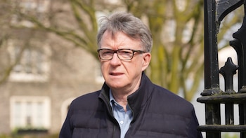 El gobierno británico reconoció que Mandelson fue embajador pese a no superar el control de seguridad de los servicios de inteligencia