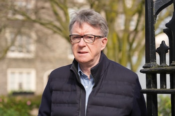 Peter Mandelson, ex embajador británico en Estados Unidos, en Londres, el 10 de marzo del 2026 (AP foto/Kin Cheung)