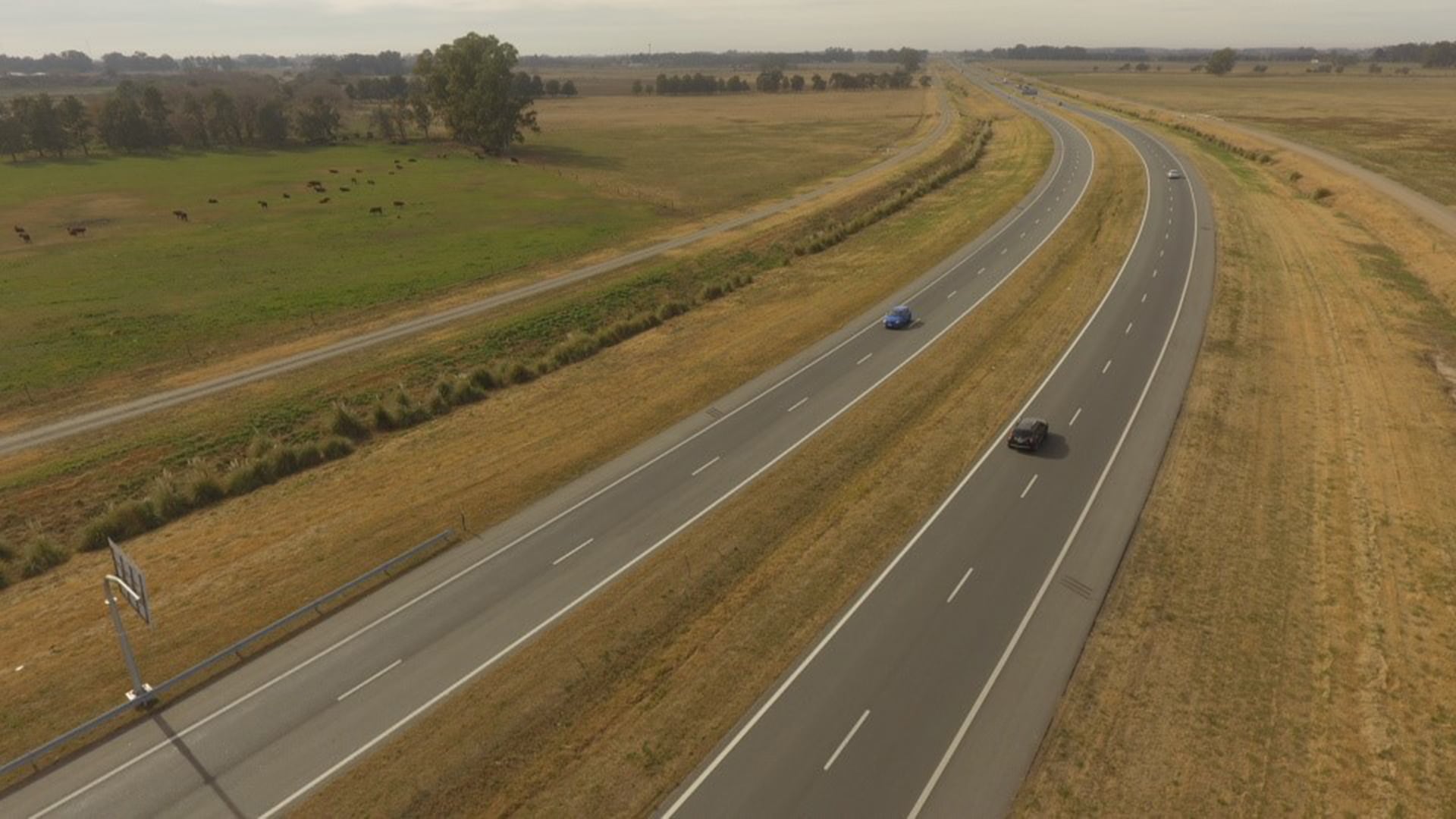 Nación defiende la transparencia del proceso y la exigencia de estándares estrictos para garantizar la modernización de la red vial sin subsidios estatales
(cvsa.com.ar)