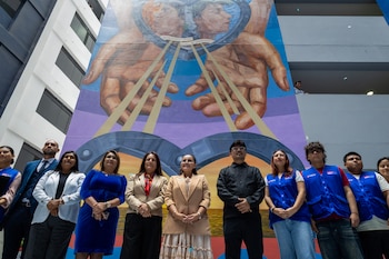 UCV inaugura mural “Blindaje para el Cora”. Foto: Infobae Perú