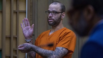 Tras siete horas de deliberación, los 12 ciudadanos votaron a favor de la pena de muerte para el cubano Alberto Sierra por el crimen de Flagami.
