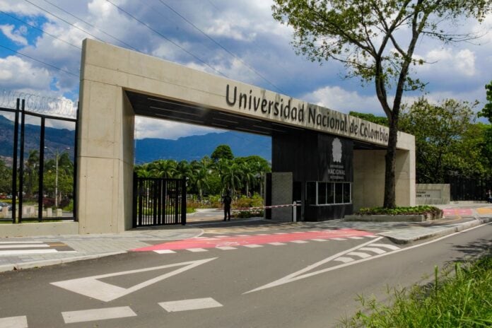 Universidades y desarrollo: el desafío de convertir ciencia en innovación en Colombia