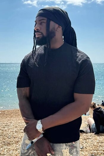 Talay Riley fue apuñalado durante la mañana del 5 de junio. (Instagram)