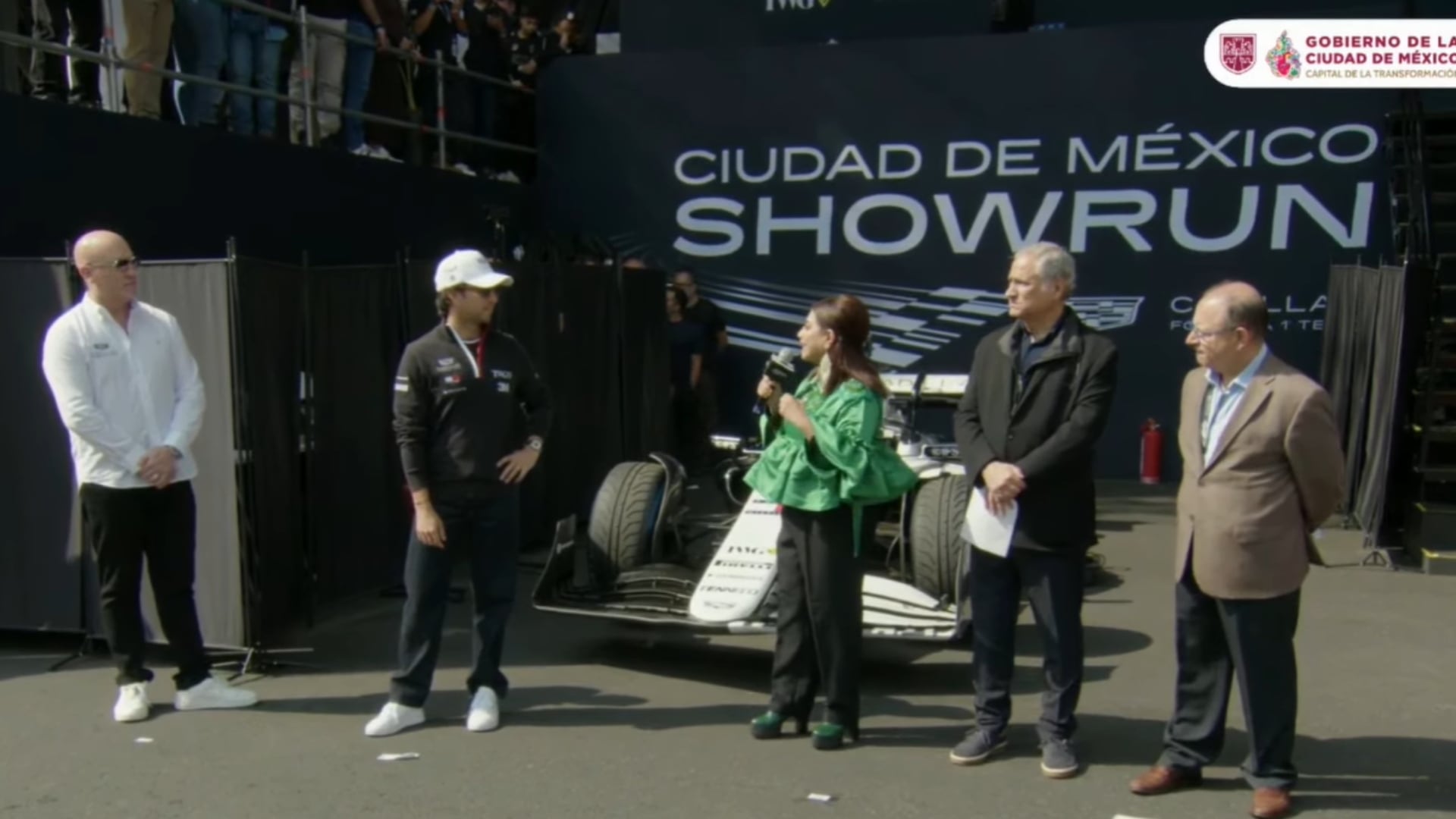 Clara Brugada fue abucheada en el showrun de Checo Pérez en Paseo de la Reforma de la CDMX