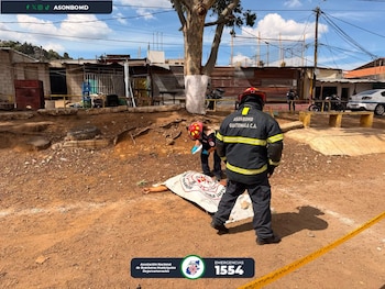 El ataque armado en la aldea Las Canoas, zona 25, dejó un muerto y tres heridos trasladados al Hospital General San Juan de Dios.