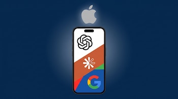 Ilustración de un iPhone moderno con su pantalla dividida en tres secciones diagonales, mostrando los logos de OpenAI, Anthropic y Google Gemini; el logo de Apple flota encima.