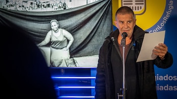 También participa el actor y