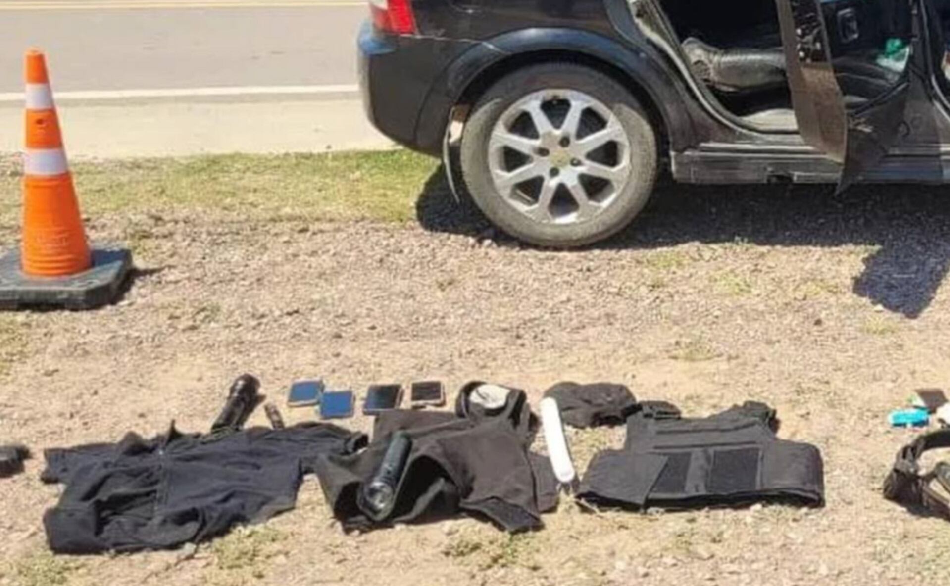 Los elementos secuestrados a los detenidos (El Tribuno)