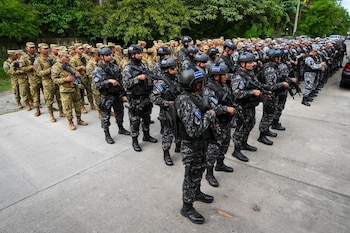 Uno de los principales logros de los siete años de gobierno de Nayib Bukele es la reducción de la violencia y pandillas en El Salvador. Foto Infobae Centroamérica/Cortesía Ministerio de Justicia