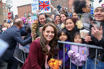 Kate Middleton durante un viaje a Boston. (Reba Saldanha/Pool via REUTERS)