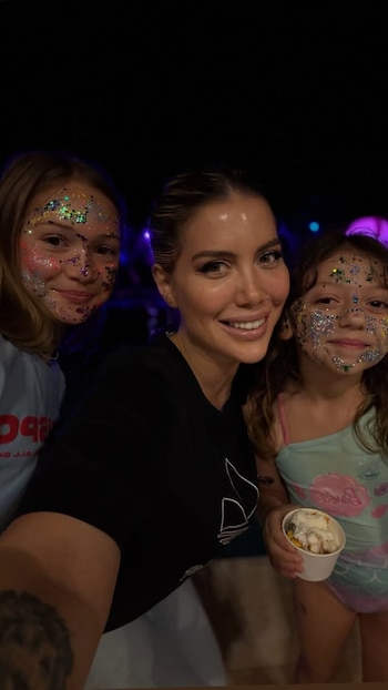 Wanda junto a su sobrina