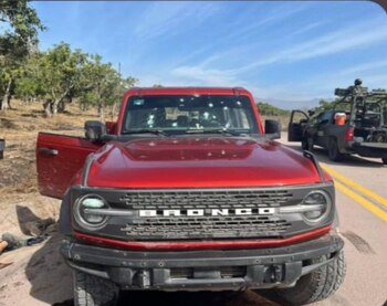 El vehículo quedó con diversos