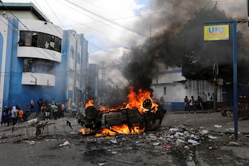 La gente se encuentra cerca