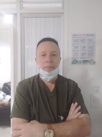 Tras infiltrarse como especialista, el