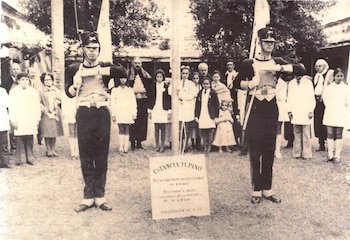 Acto patrio escolar en la