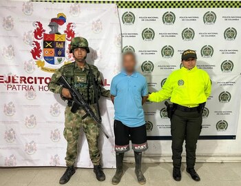 La Policía Nacional y el Ejército lograron la captura de alias 'Osama' en un operativo conjunto en una zona rural, debilitando esta estructura criminal - crédito Ejército Nacional
