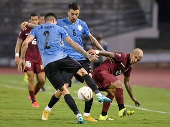 Uruguay no pasó del empate en Caracas (Reuters)