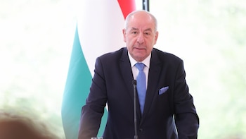 El presidente de Hungría fija