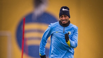 Raphinha se reincorpora parcialmente al